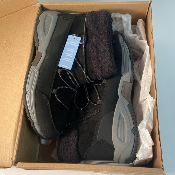 NWT Easy Spirit Womens Voyage Winter Boots size 12 black - Picture 3 of 13